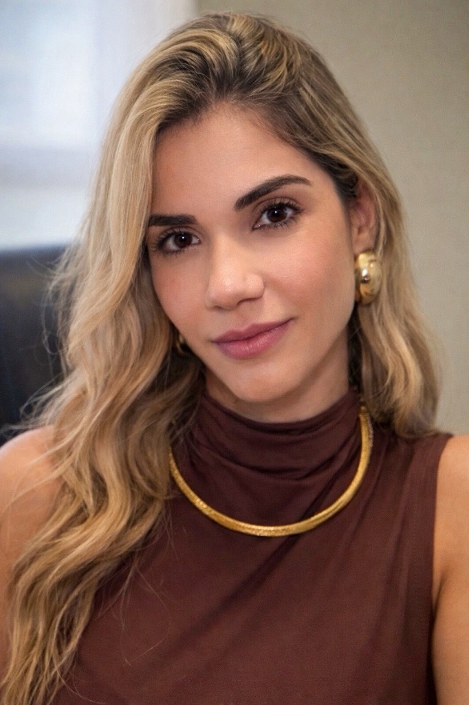 Dra. Aline Barroso